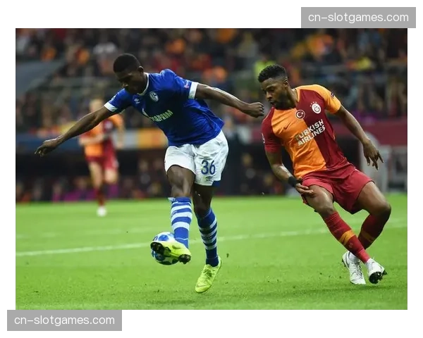 博德闪耀快速转移攻击肋部 边中结合反击效率冠绝欧冠